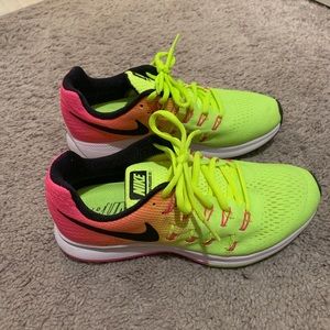 Women’s Nike Pegasus 33
